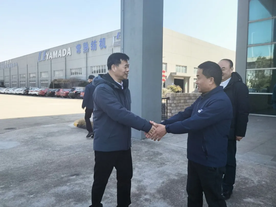 Үкімет пен кәсіпорындар дамудың қуатты қозғалтқыш құруға күштерін біріктіруі керек